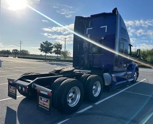 2021 Kenworth T680 in Pharr, TX — photo 6