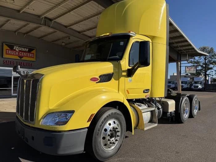 2021 Peterbilt 579 in Memphis, TN — photo 3