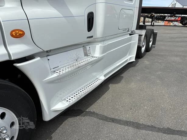 2014 Freightliner Cascadia in Jerome, ID — photo 10