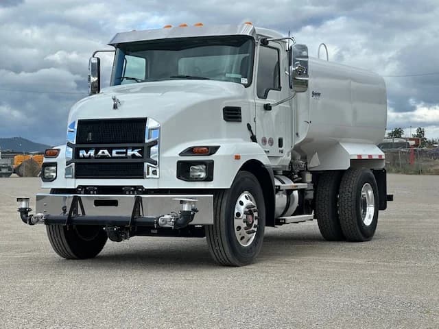 2025 Mack MD