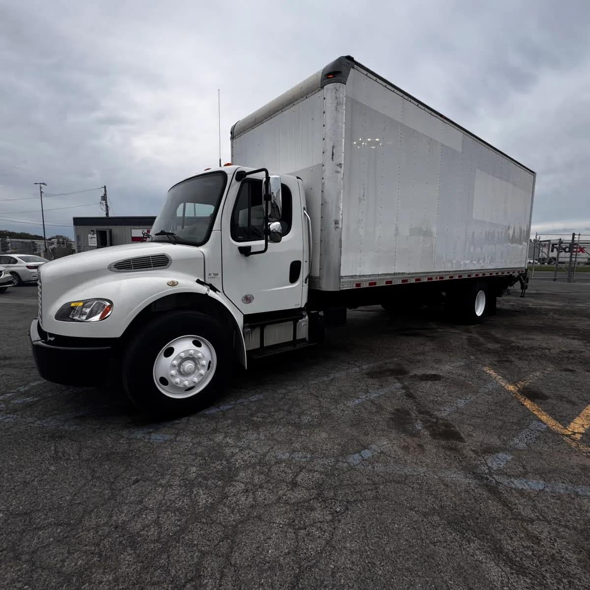2018 Freightliner M2 106