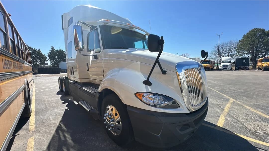 2015 International ProStar in Tulsa, OK — photo 3