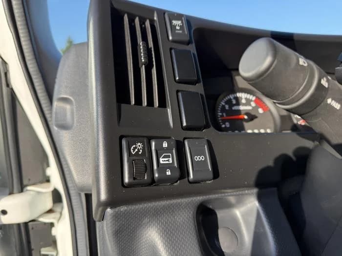 2025 Isuzu NRR in Whittier, CA — photo 22
