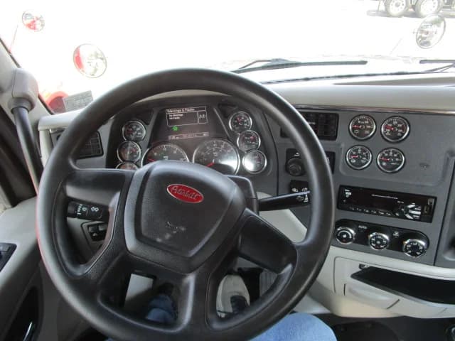 2020 Peterbilt 567 in BUTLER, PA — photo 13