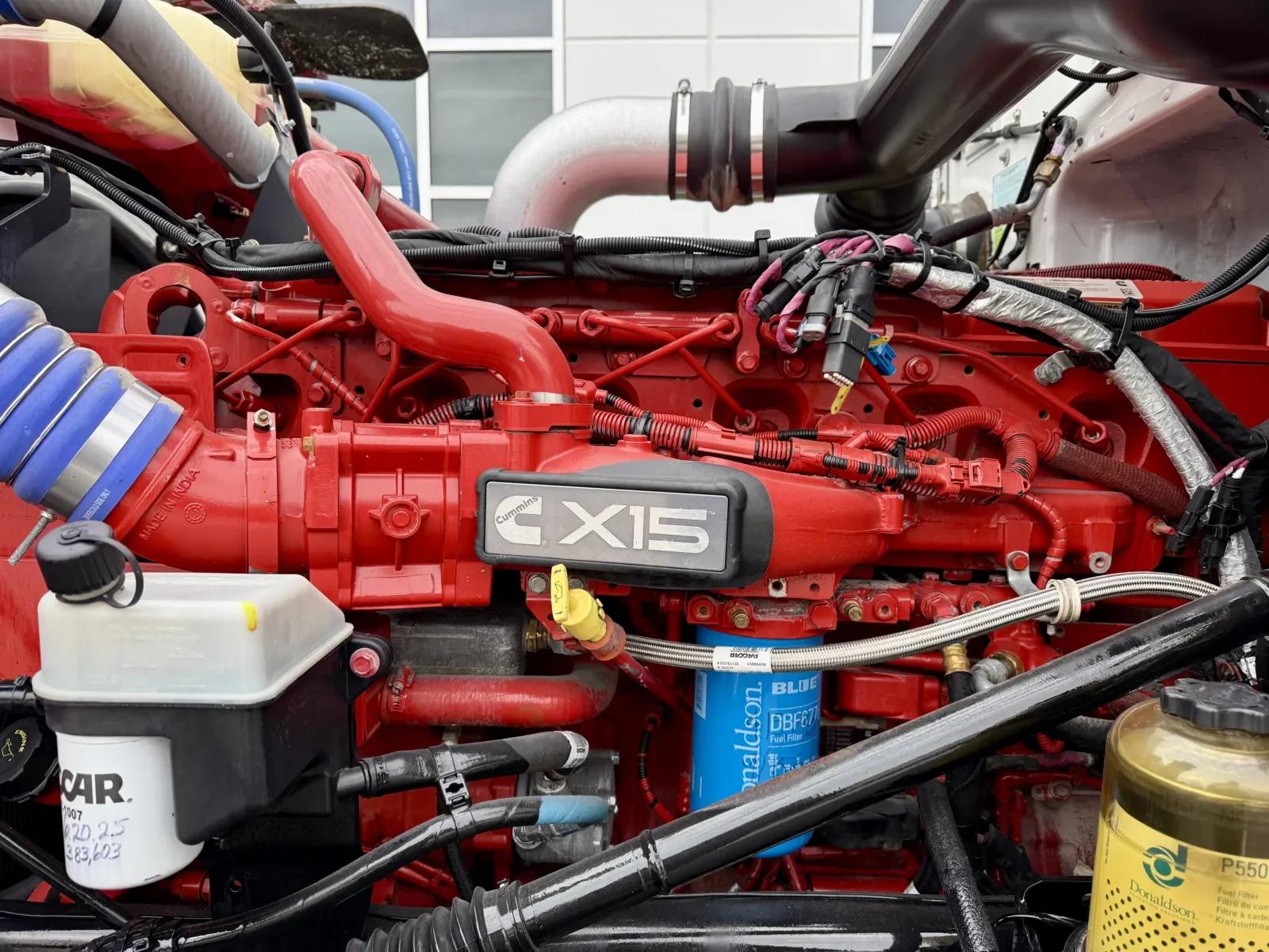 2023 Peterbilt 389 in New Lenox, IL — photo 12