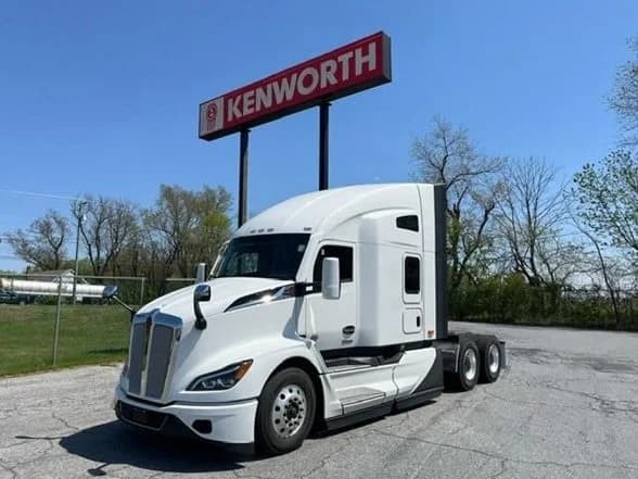 2025 Kenworth T680 in Coopersburg, PA