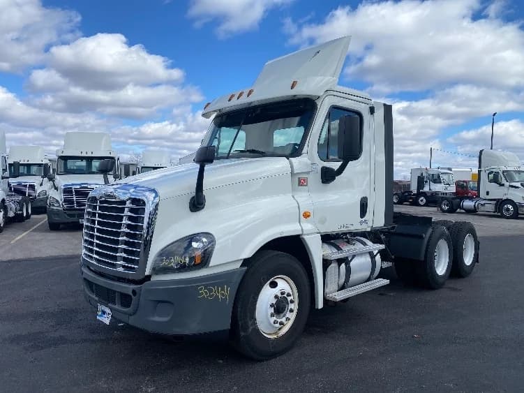 2018 Freightliner Cascadia in Piqua, OH — photo 3