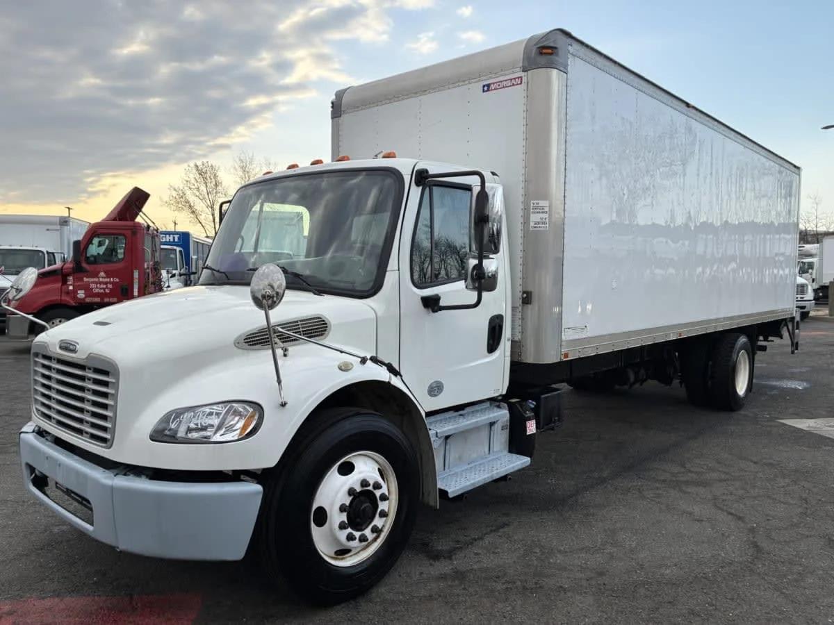 2016 Freightliner M2 106