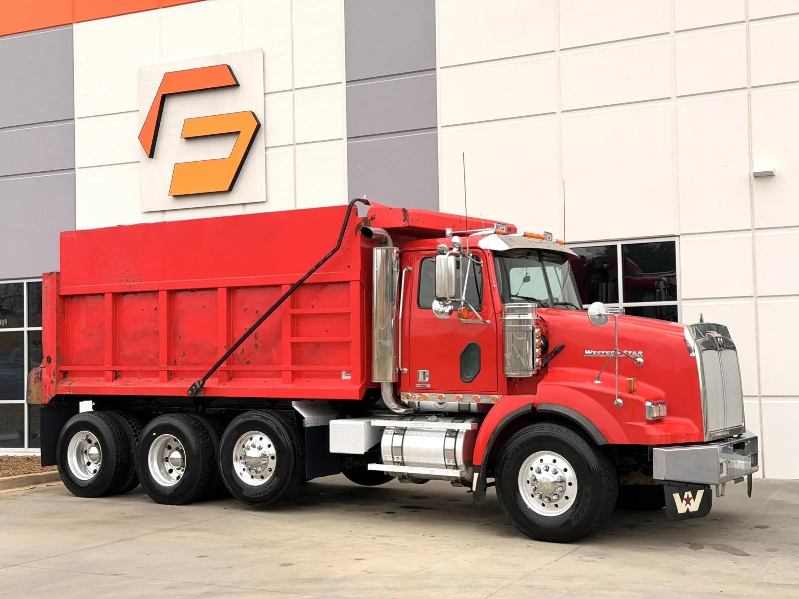 2017 Western Star 4900 in Greer, SC — photo 2