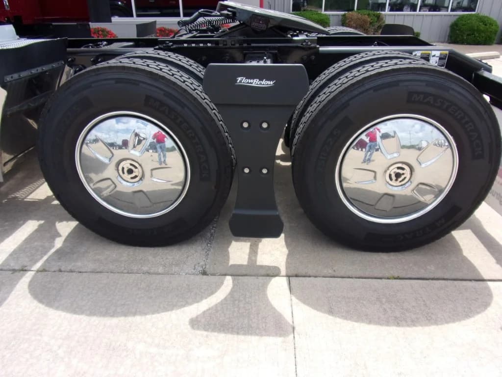 2023 Peterbilt 579 in Fort Smith, AR — photo 10