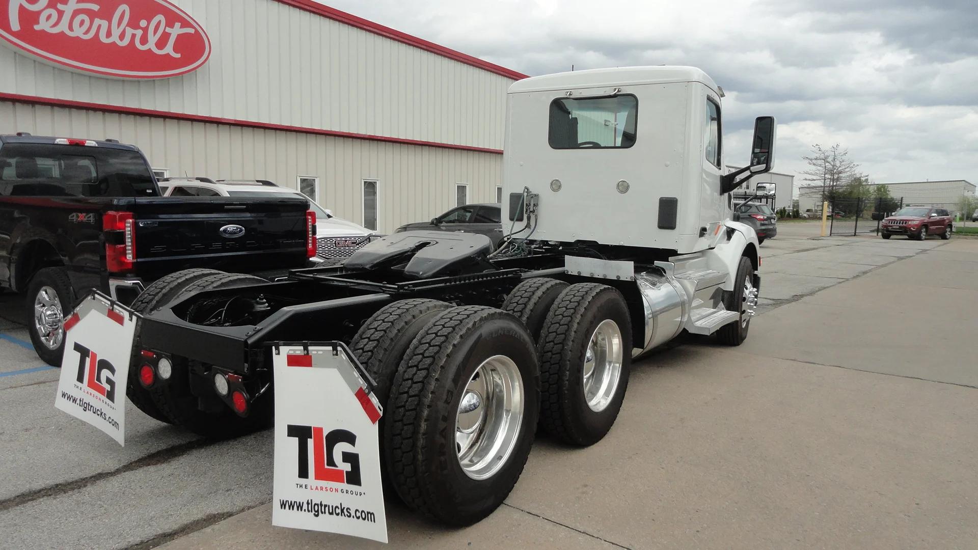 2021 Peterbilt 579 in Sikeston, MO — photo 4