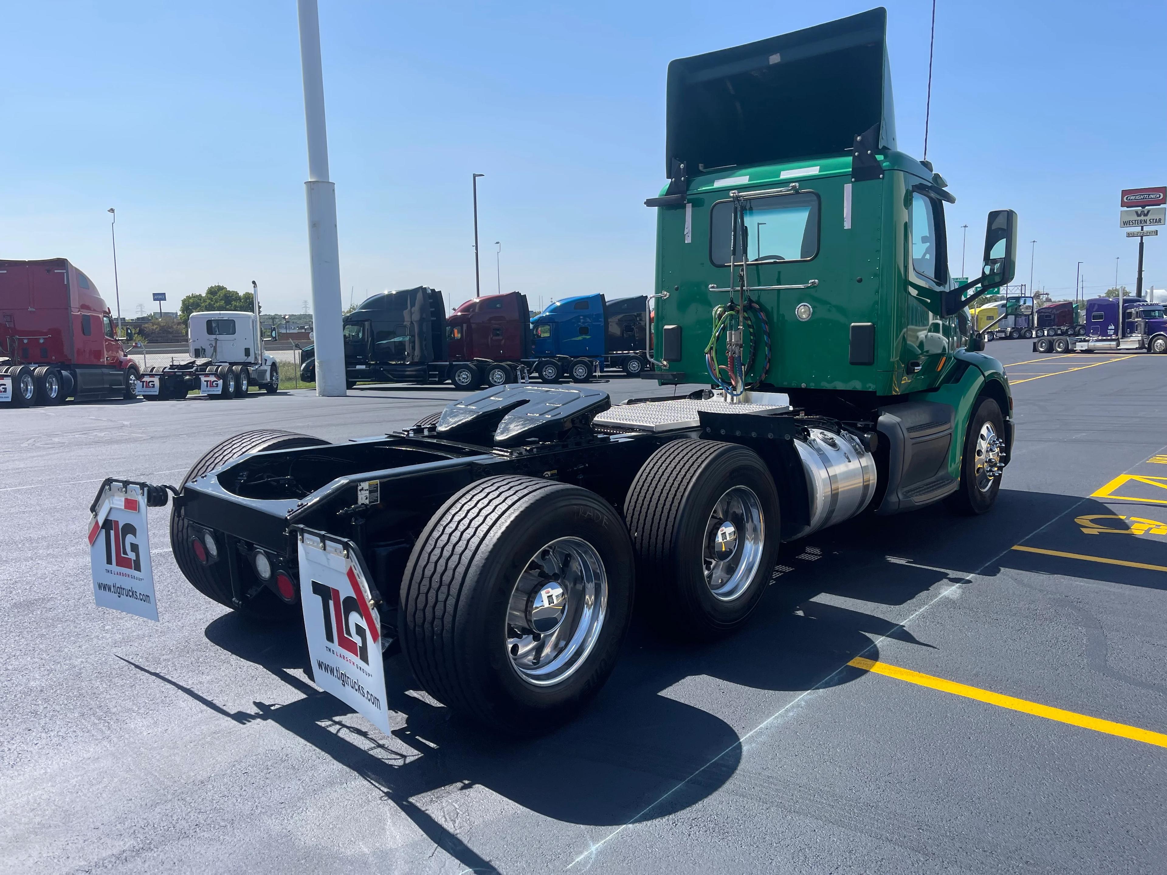 2020 Peterbilt 579 in Cincinnati, OH — photo 5