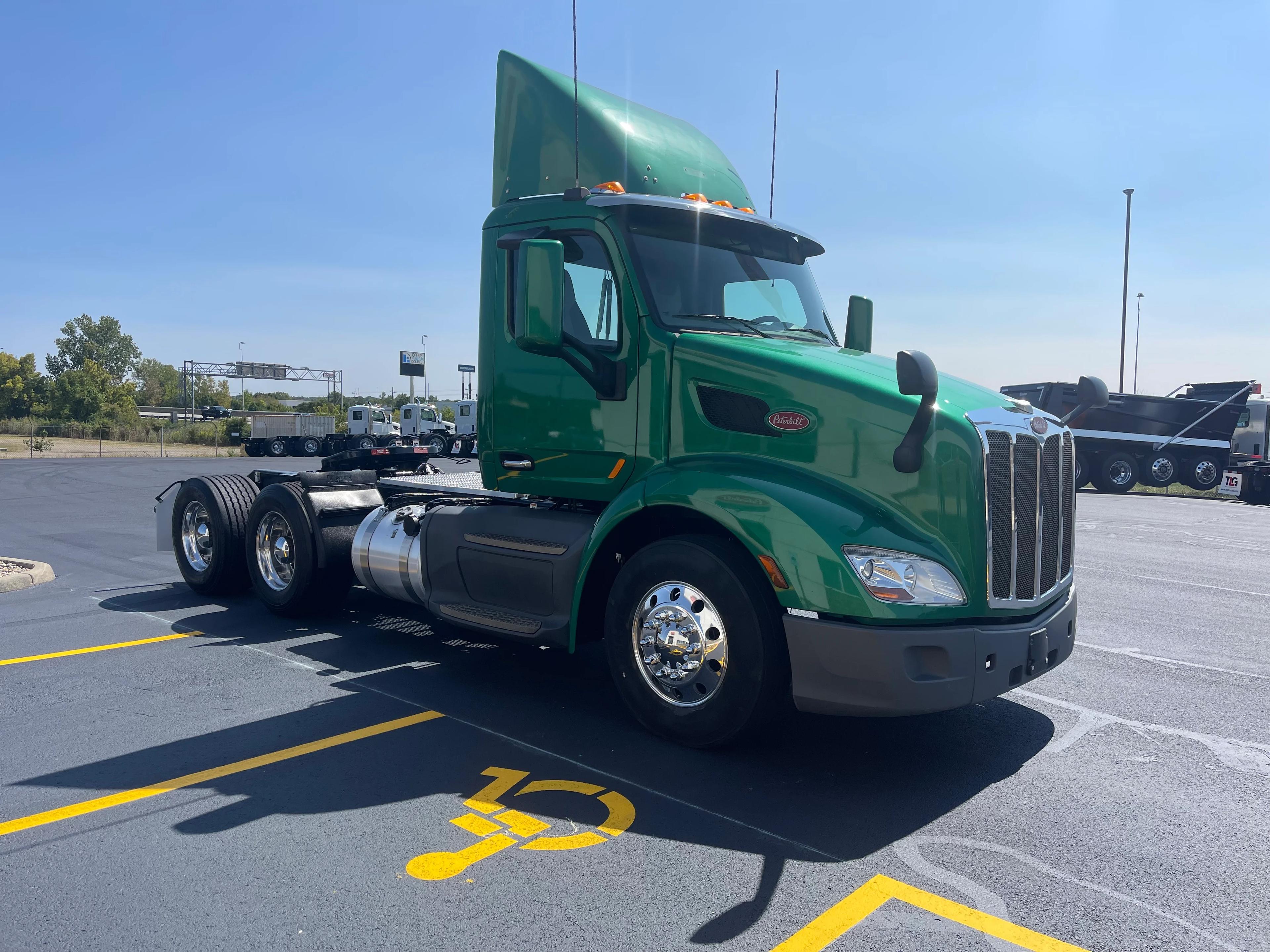 2020 Peterbilt 579 in Cincinnati, OH — photo 7