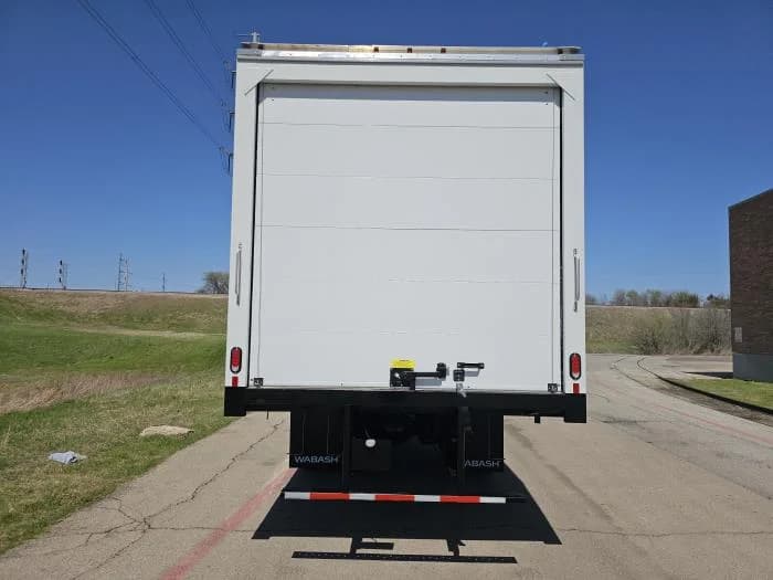 2025 Peterbilt 536 in Dallas, TX — photo 6