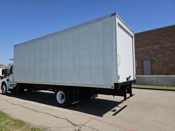 2025 Peterbilt 536 in Dallas, TX — photo 5