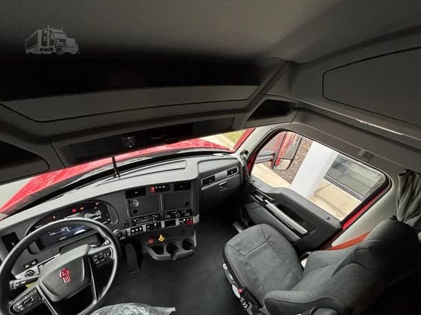 2023 Kenworth T680 in Salt Lake City, UT — photo 14