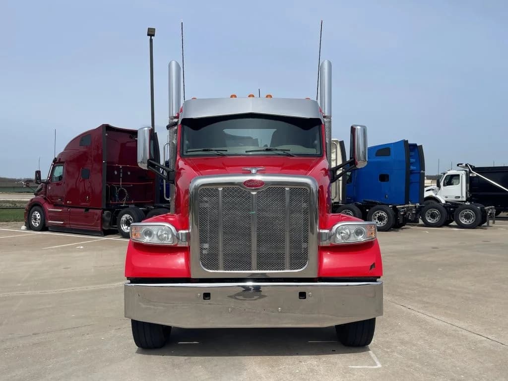 2020 Peterbilt 567 in Springfield, MO — photo 8