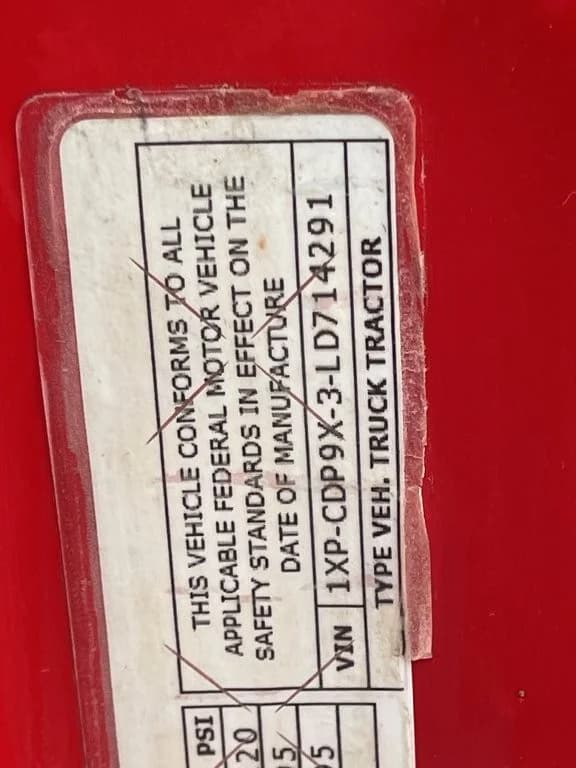 2020 Peterbilt 567 in Springfield, MO — photo 13