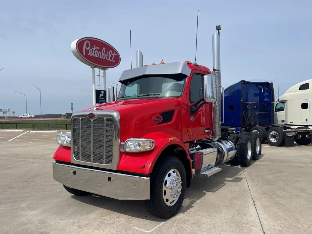 2020 Peterbilt 567 in Springfield, MO
