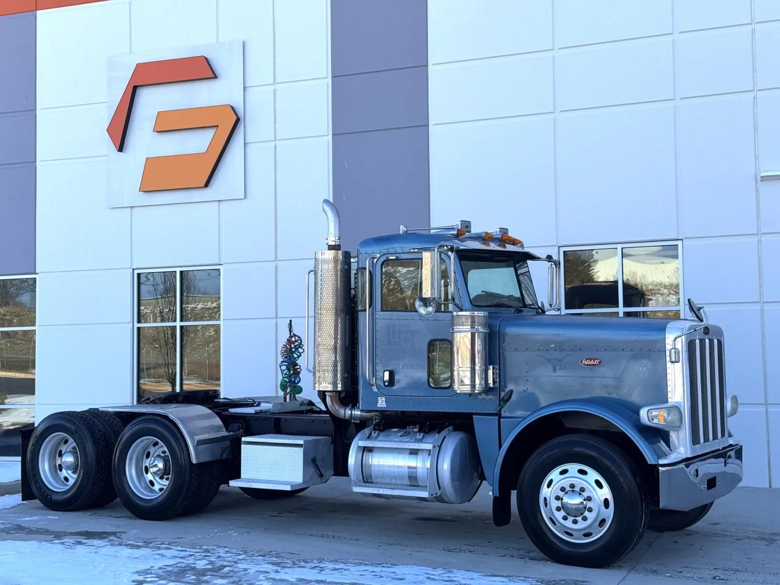 2009 Peterbilt 388