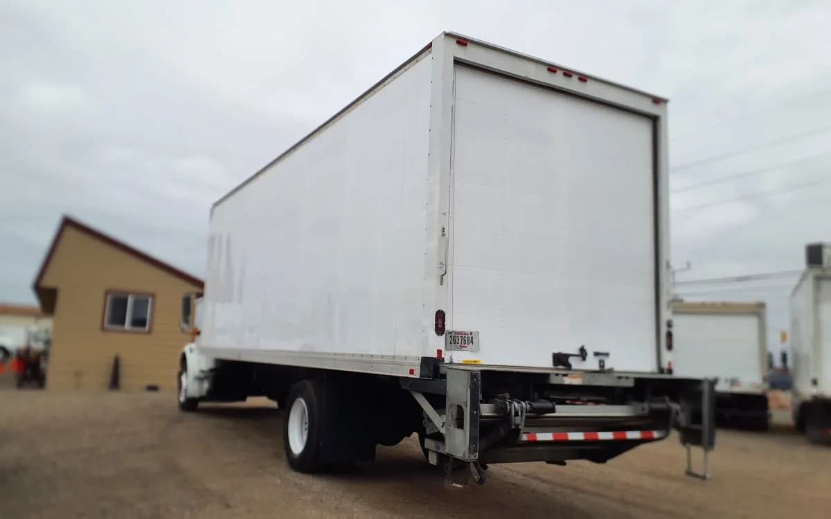 2018 Freightliner M2 106 in Commerce City, CO — photo 6
