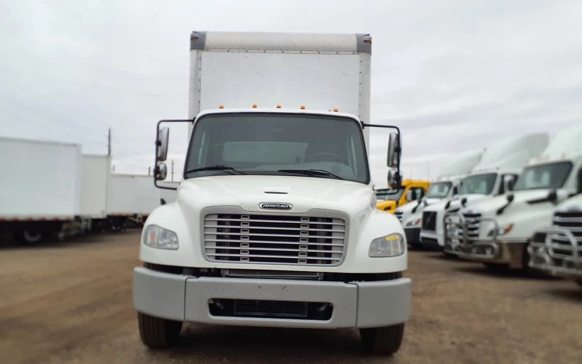 2018 Freightliner M2 106 in Commerce City, CO — photo 2