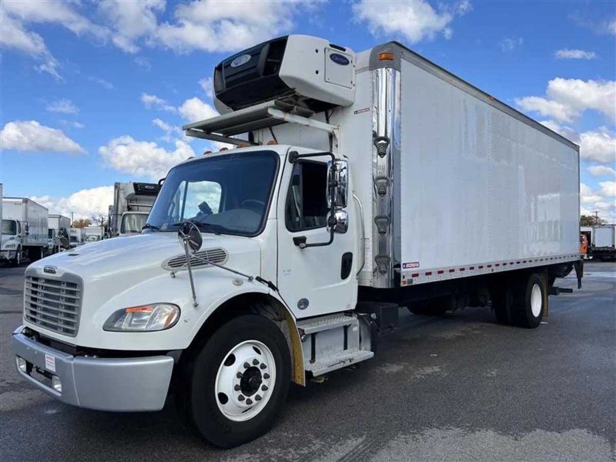 2018 Freightliner M2 106