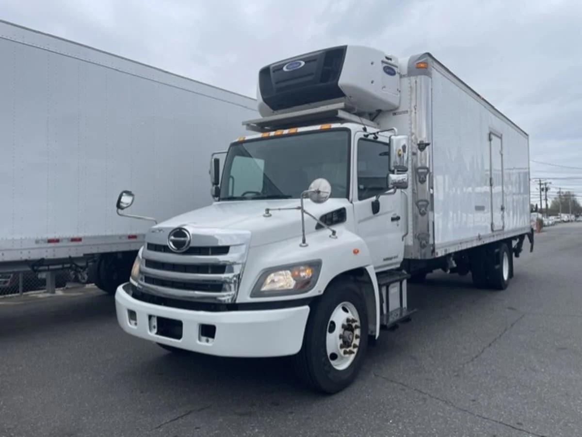 2020 Hino 338