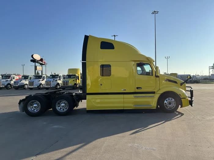 2024 Peterbilt 579 in Houston, TX — photo 7
