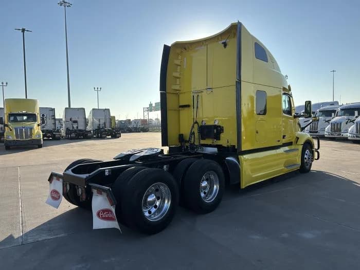 2024 Peterbilt 579 in Houston, TX — photo 6