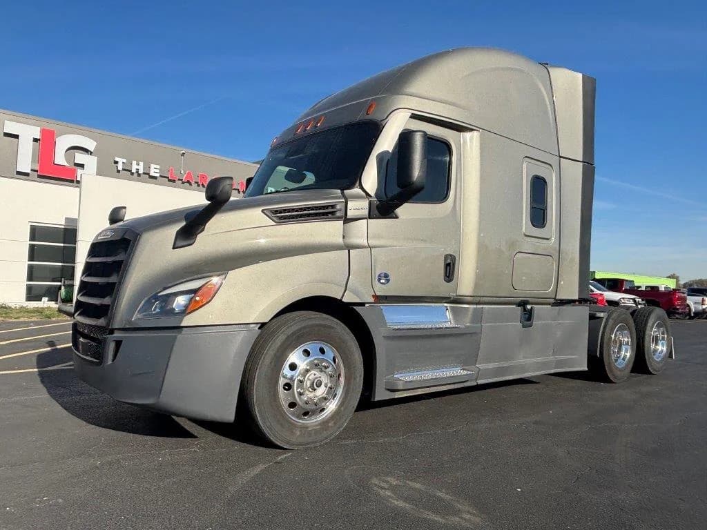 2023 Freightliner Cascadia