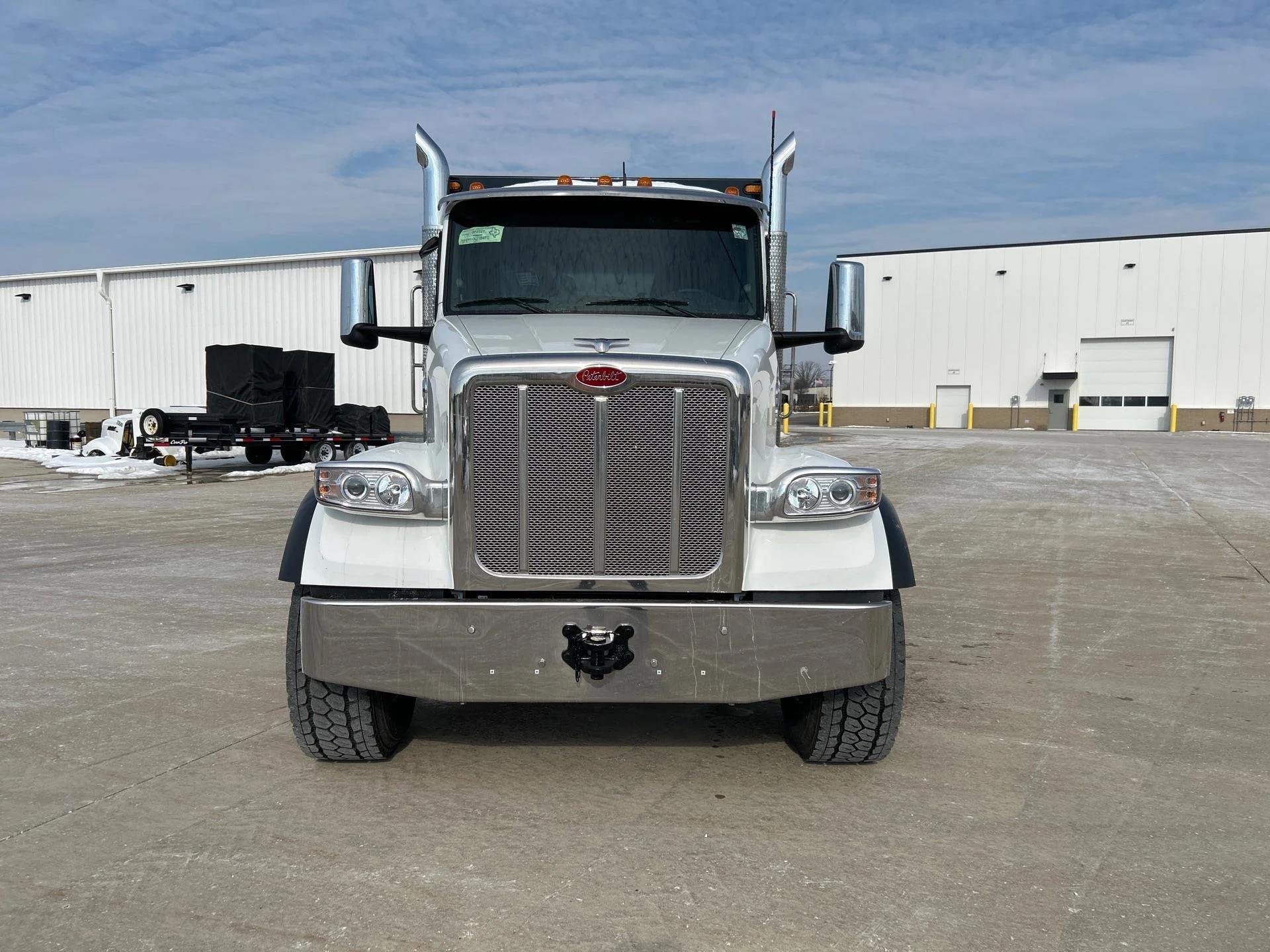 2026 Peterbilt 567 in Perrysburg, OH — photo 8