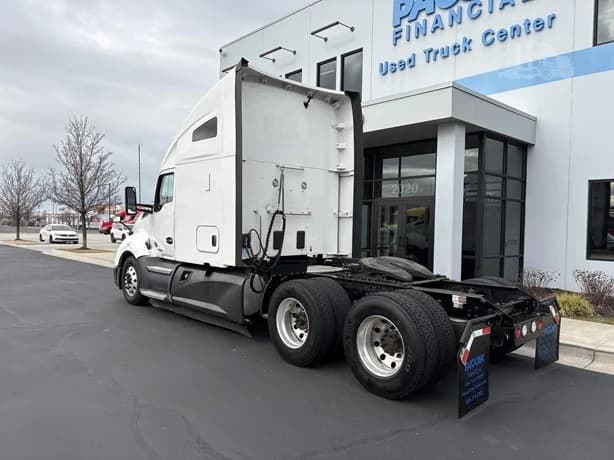 2021 Kenworth T680 in Salt Lake City, UT — photo 6