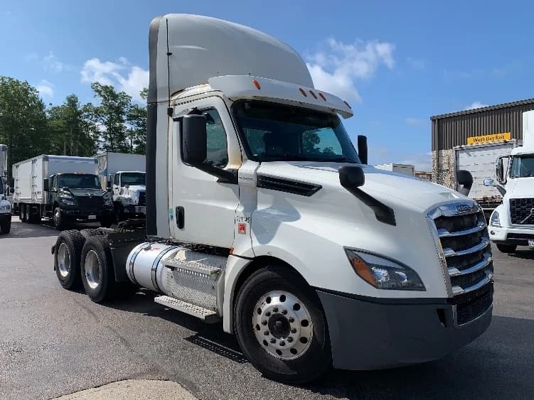2020 Freightliner Cascadia