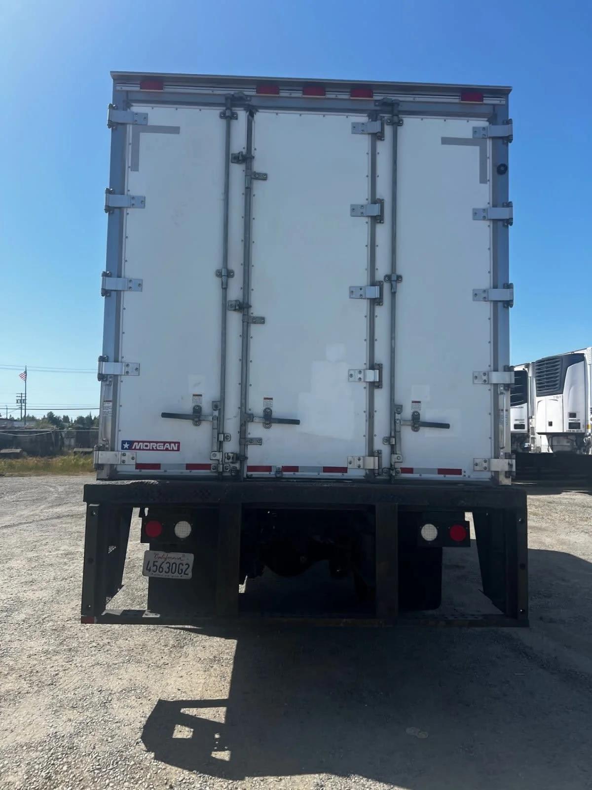 2018 Freightliner M2 106 in West Sacramento, CA — photo 5