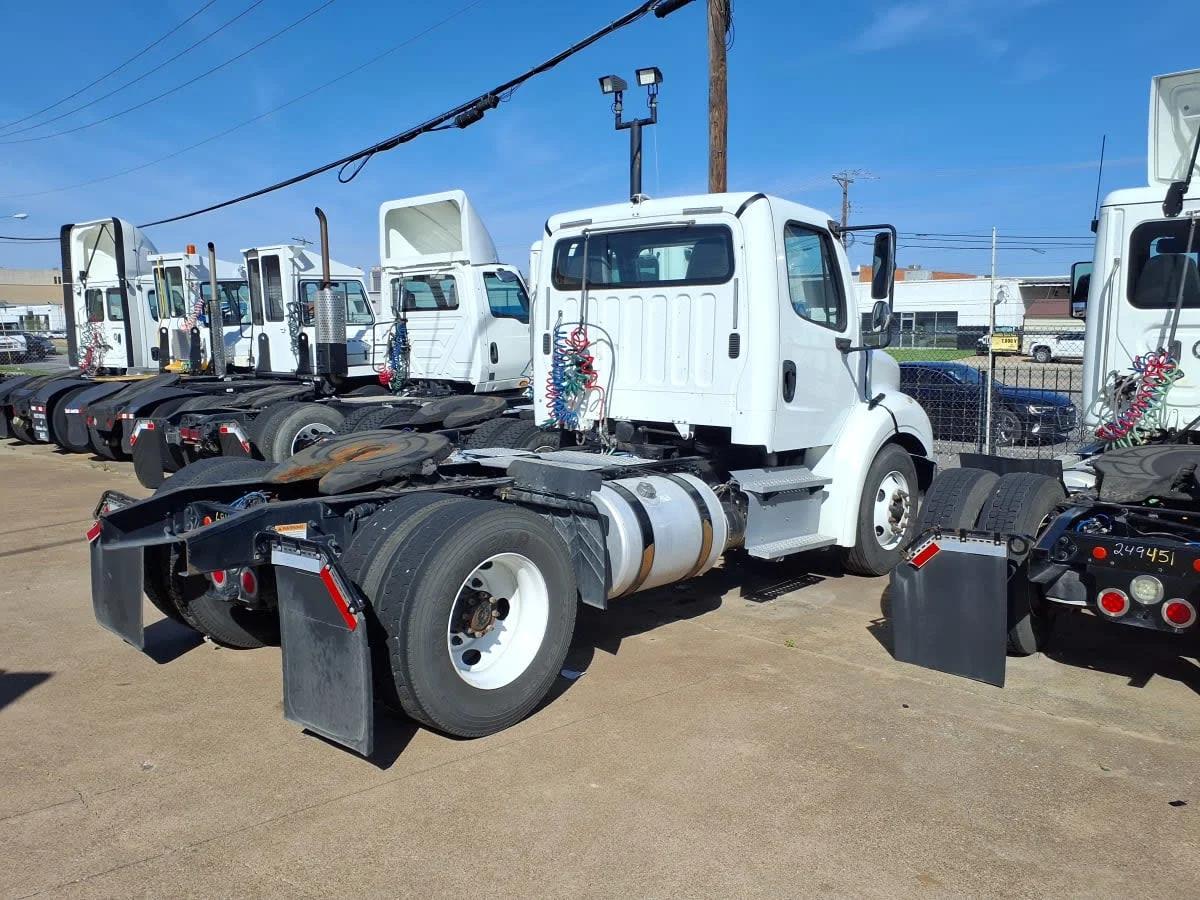 2018 Freightliner M2 112 in Dallas, TX — photo 4