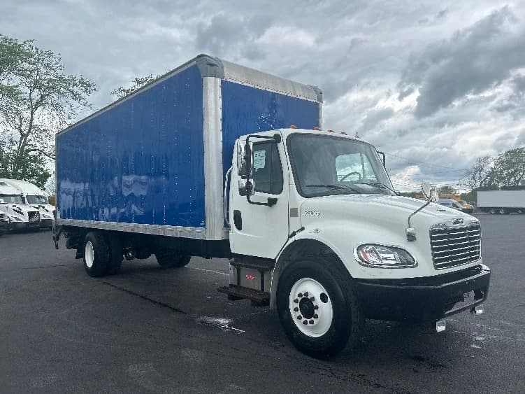 2019 Freightliner M2 106