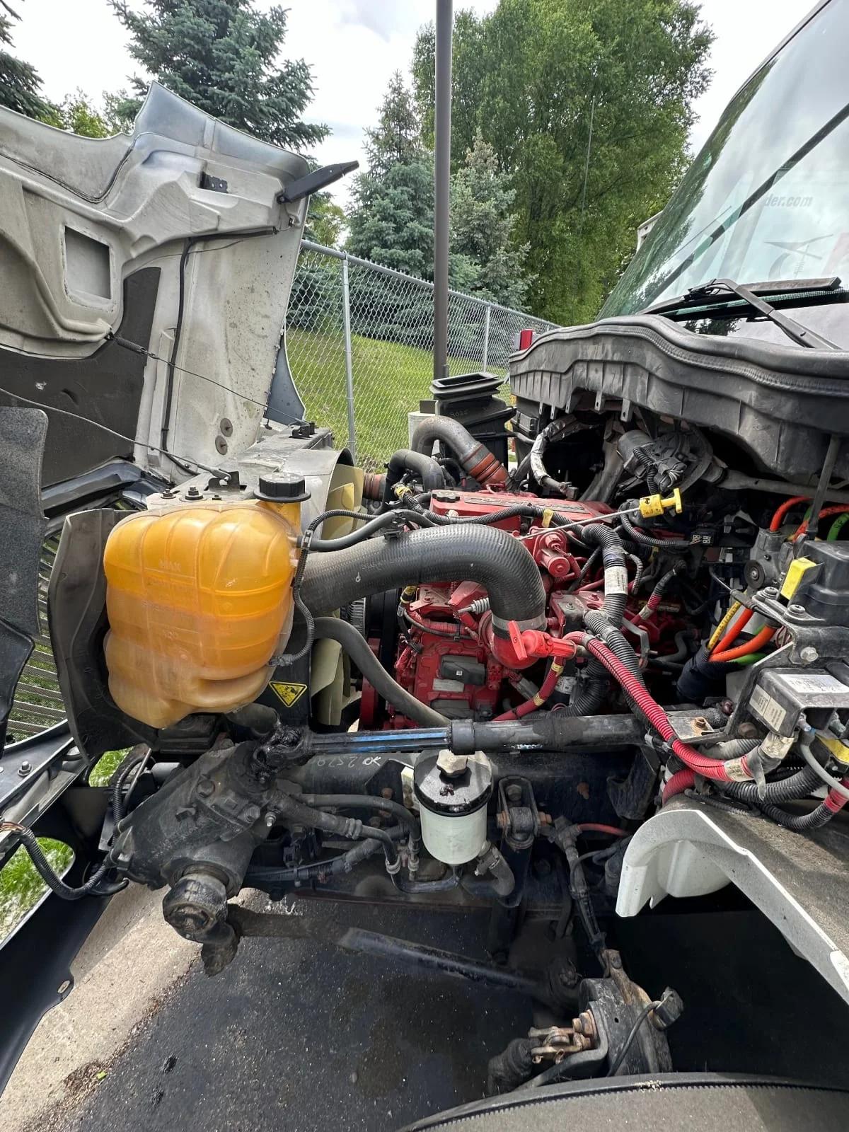 2018 International 4300 in Minneapolis, MN — photo 9