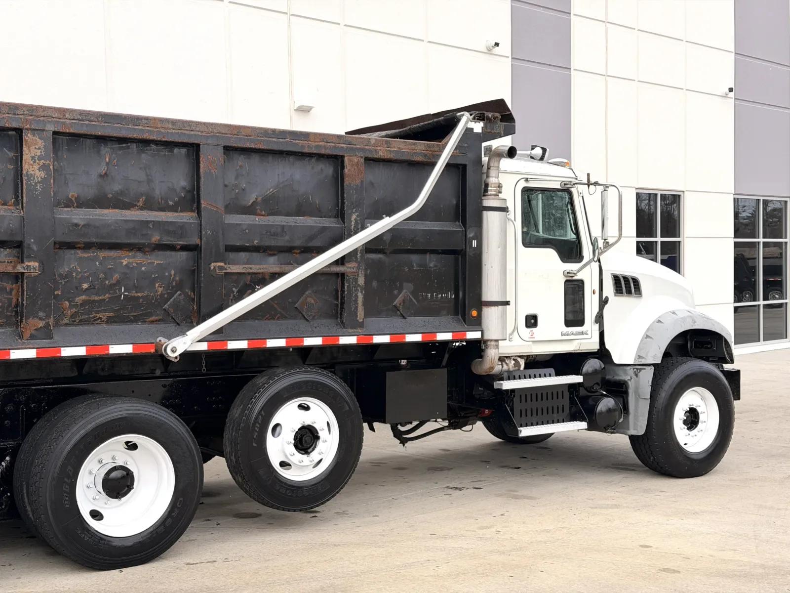 2010 Mack Granite in Greer, SC — photo 8