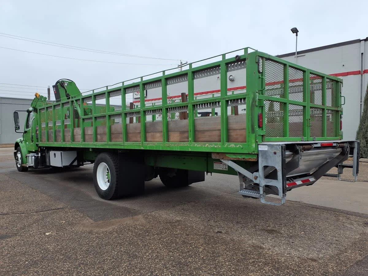 2019 Freightliner M2 106 in Minneapolis, MN — photo 6