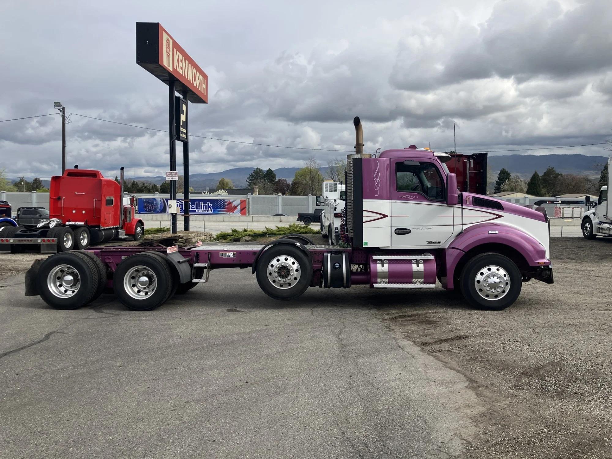 2020 Kenworth T880 in Boise, ID, ID — photo 6