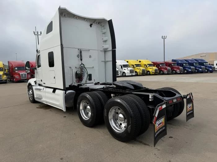 2024 Peterbilt 579 — photo 4