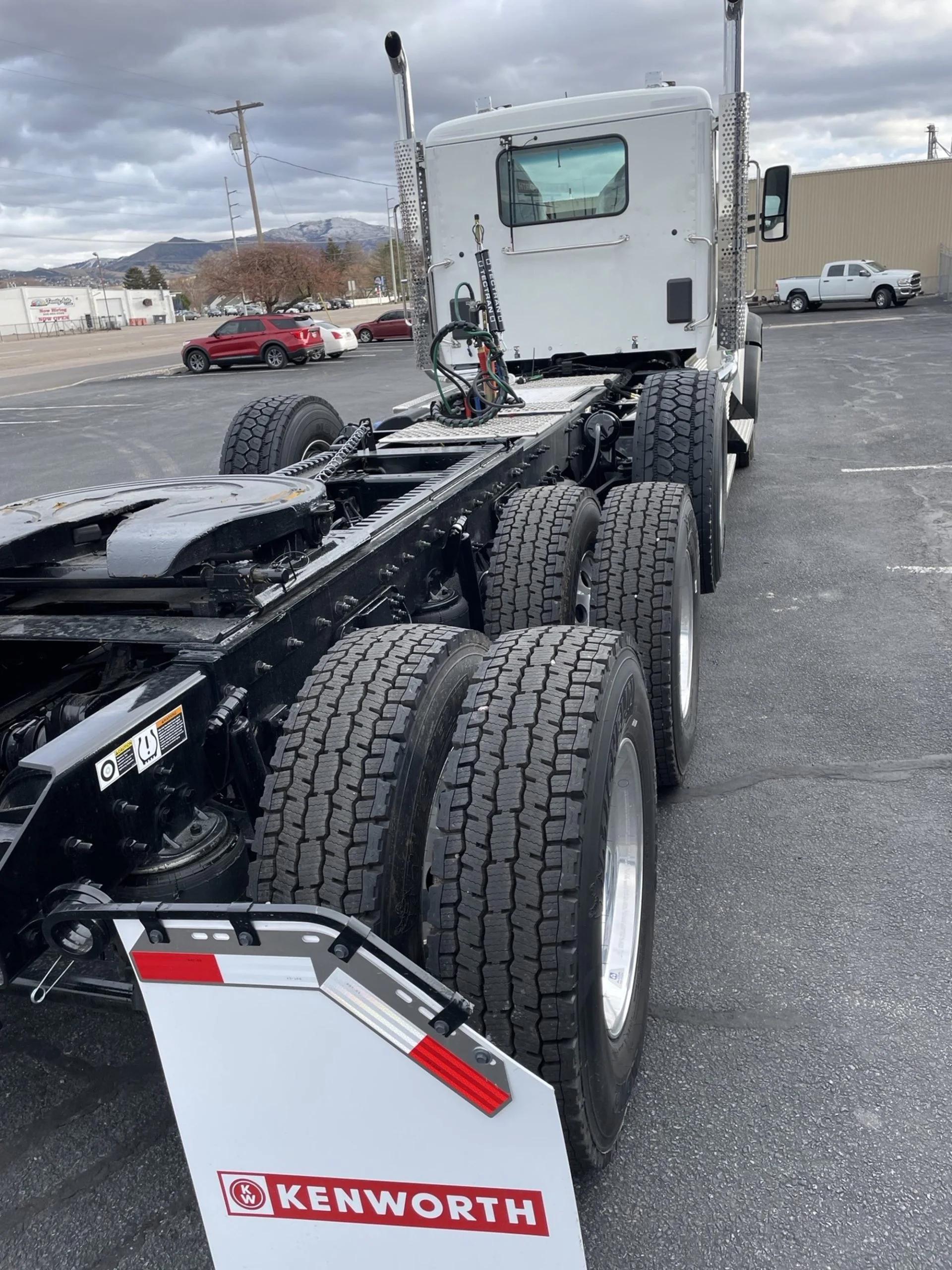 2026 Kenworth T880 in Boise, ID, ID — photo 3