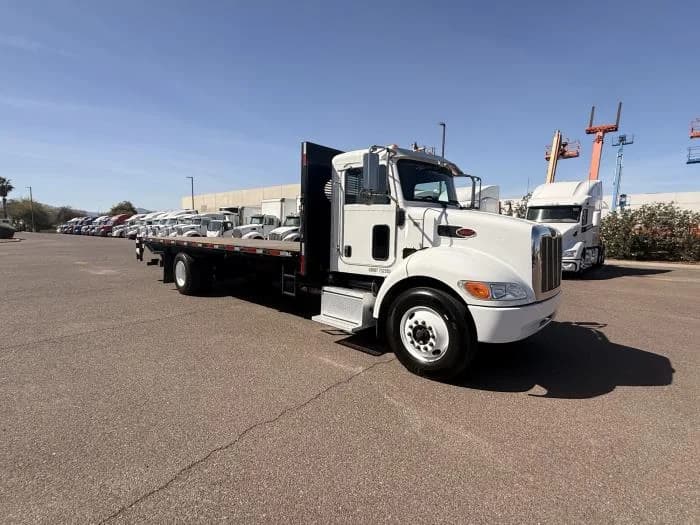 2019 Peterbilt — photo 9