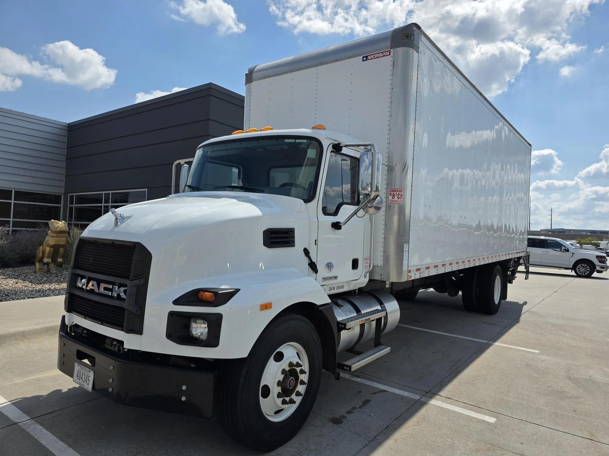 2022 Mack MD