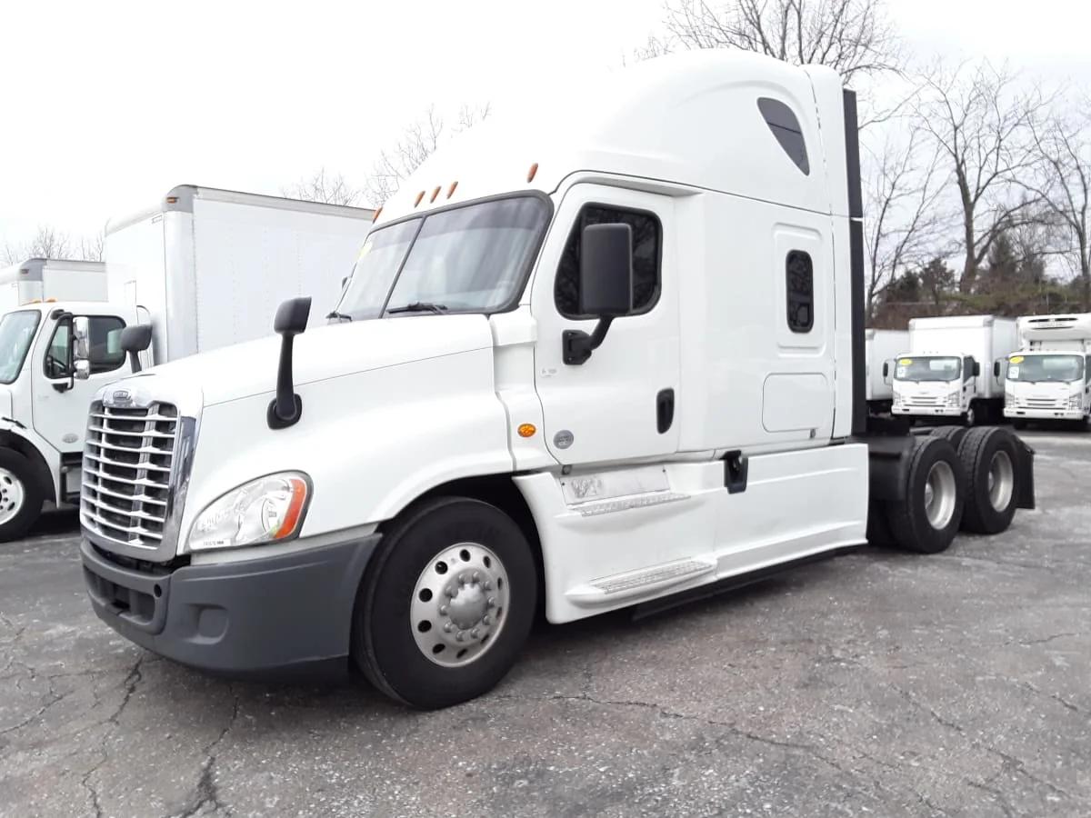 2020 Freightliner Cascadia