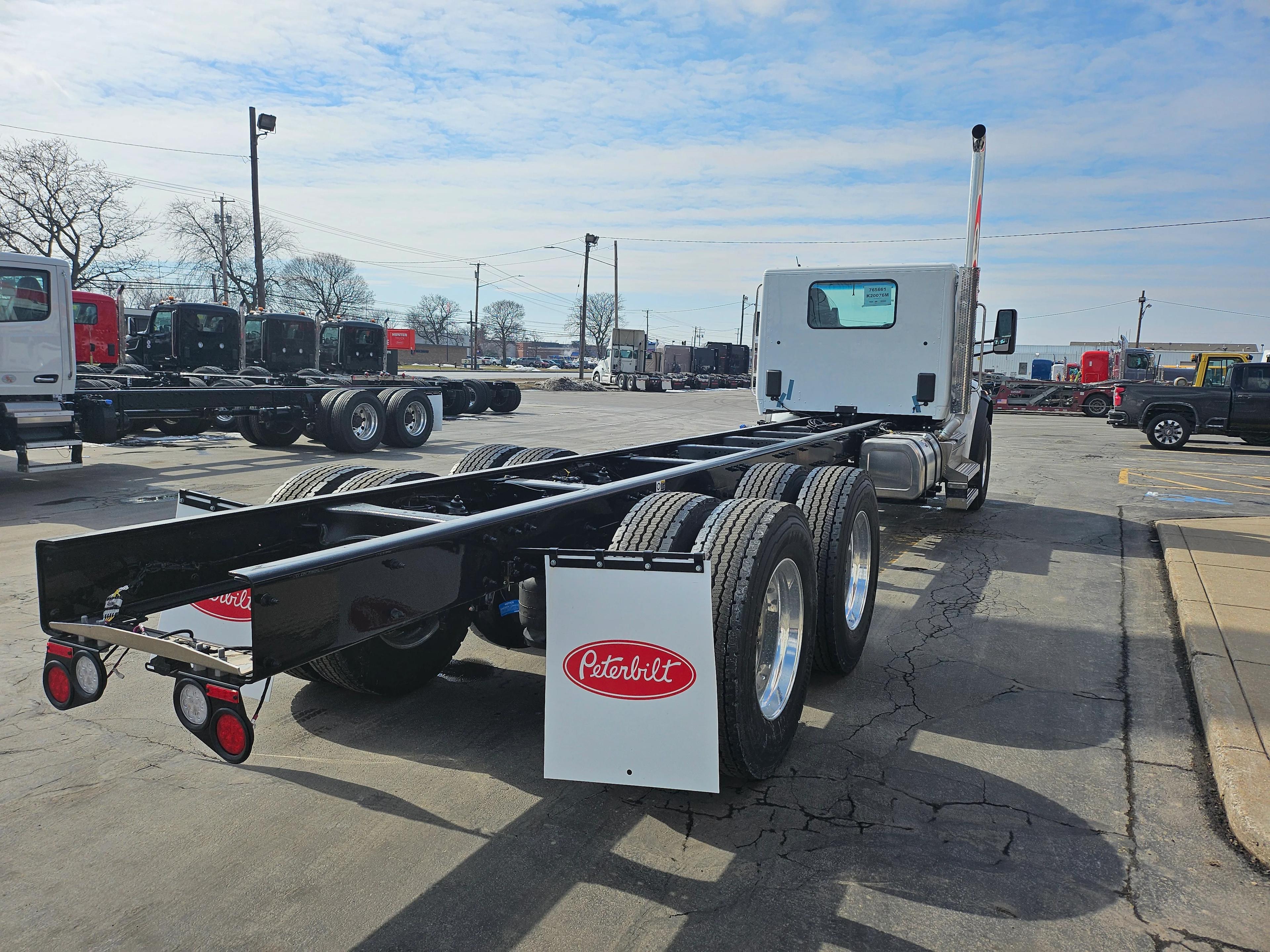 2025 Peterbilt 548 in BUFFALO, NY — photo 3