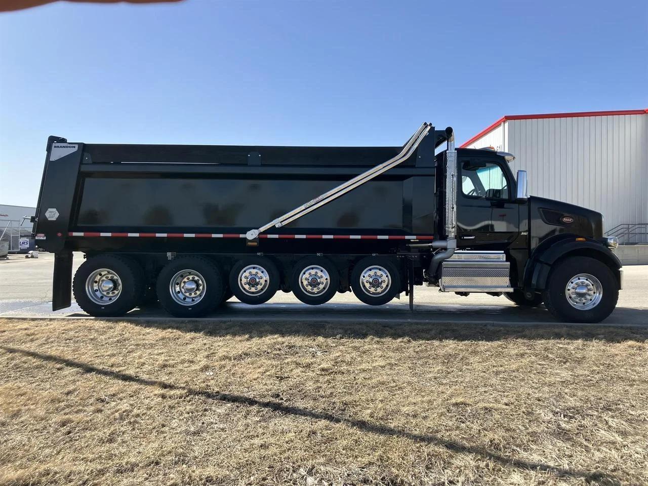 2026 Peterbilt 567 in Rochester, MN — photo 4