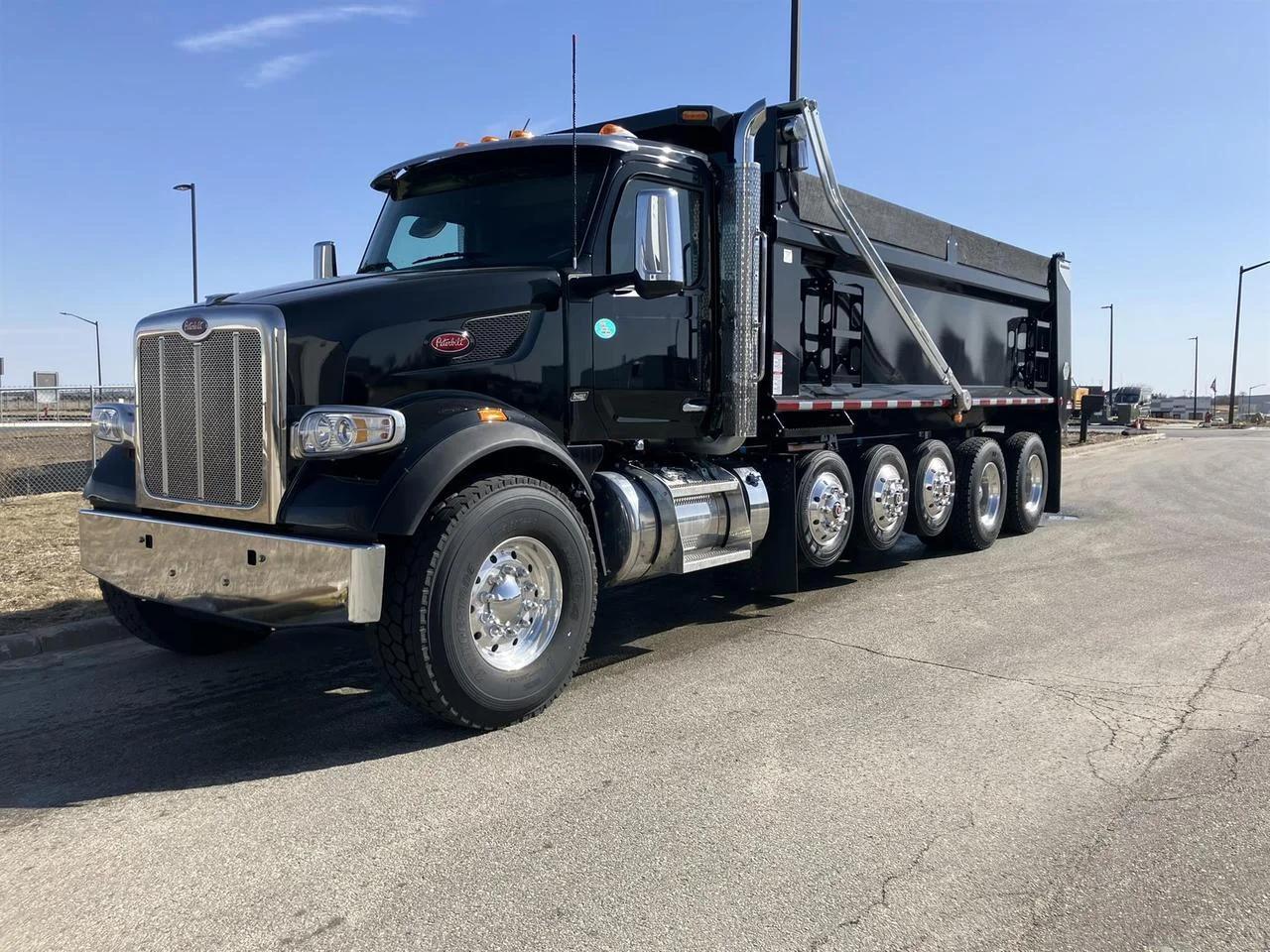 2026 Peterbilt 567 in Rochester, MN — photo 12