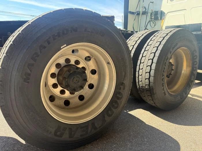 2022 International LT — photo 22